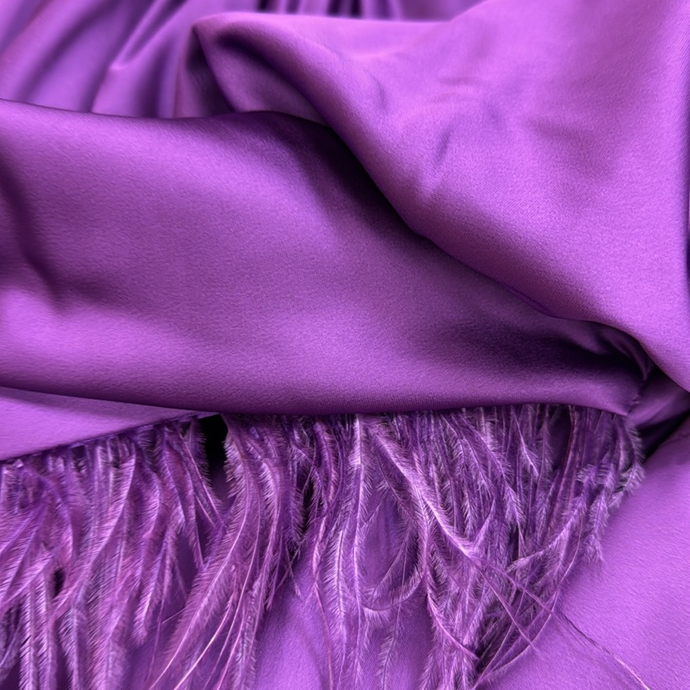 BCBGMAXAZRIA 2Y07D02 Purple Strapless Feather Detail Gown NWT - Picture 4 of 6